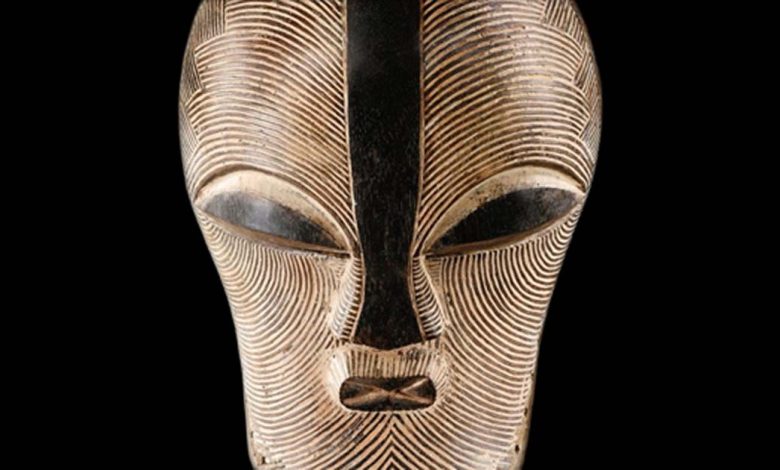 Máscaras tribais africanas significados, Rituais africanos máscaras Congo, Significados cosmologia Congo, Artefatos sagrados tribos Congo, Mitologia máscaras africanas, Tradições ancestrais Congo, Ritualismo artefatos tribais, Simbolismo máscaras rituais, Significados cosmogonia africana, Cultura ancestral Congo, História rituais tribais Congo, Arte africana colecionadores, Significado máscaras Kifwebe, Conexões Luba e Songye, Segredos artefatos tribais, Religiosidade tribos Congo, Simbolismo espiritual máscaras, Ritualismo artefatos antigos, Tradições sagradas Congo, Artesanato Congo colecionadores, Crenças mitológicas tribos africanas, Rituais espirituais Congo, Significados máscaras rituais Congo